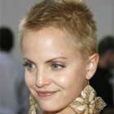 El reparto de You may not kiss the bride