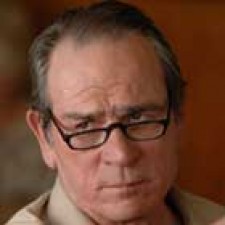 Tommy Lee Jones sale de "The Lincoln Lawyer"