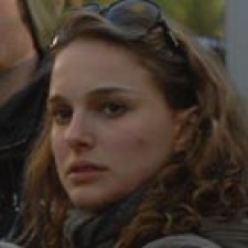 Natalie Portman y Ashton Kutcher se lo montan como amigos