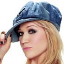 Breakaway de Kelly Clarkson, se publica en España en febrero