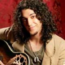 Víctor presenta su Rock & Swing en directo