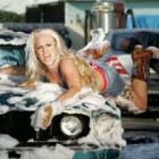 Ya puedes ver el vídeo de Stupid Girls de Pink