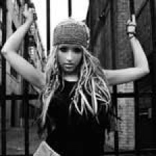 Christina Aguilera trabaja en su nuevo disco