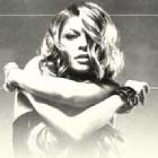 Fergie estrena su single London Bridge