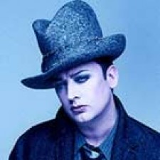 Boy George, condenado a recoger basura