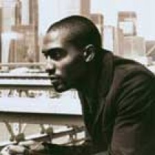El segundo de Simon Webbe en España