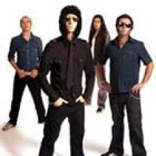 Plastica en concierto en España