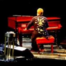 Elton John en Sevilla el 18 de mayo
