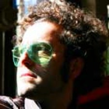 Encantadora lunática, nuevo single de Pecker