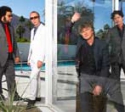 Crowded House volverán a girar por Estados Unidos