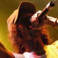 Macaco continúa con su gira Mama Tierra te llama!