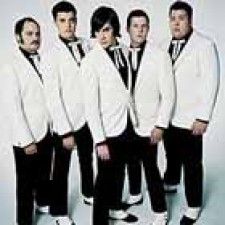 Lo nuevo de The hives el 8 de octubre