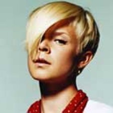 Ella es Robyn, With every Heartbeat