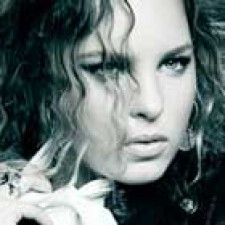 Belinda visita España el 15 de noviembre