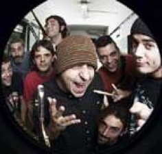 Sin papeles, Servicio a domicilio Live