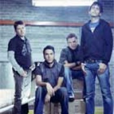 17 de Motel, disco de oro en Mexico