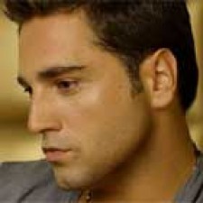 Bustamante graba su propia vida en Uno de los nuestros