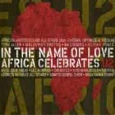 Musicos africanos homenajean a U2