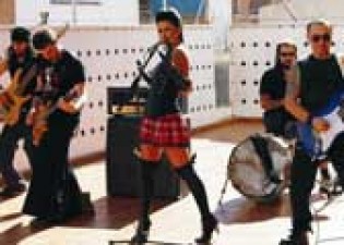 Nika en concierto en Madrid