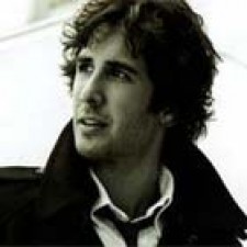 Una coleccion de Josh Groban