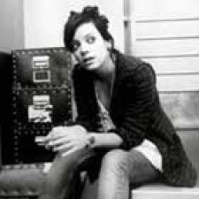 Bajo precio para lo nuevo de Lily Allen