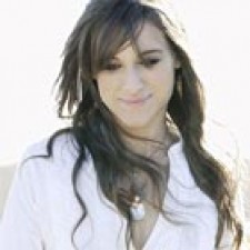 Conchita estrena las canciones de 4000 palabras