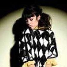 Aura en Madrid, Valencia, Vigo y Barcelona