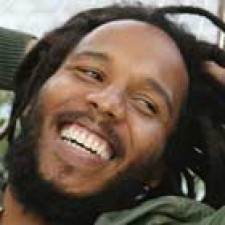 Es tiempo para la familia para Ziggy Marley