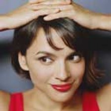 Estrenado el "Chasing Pirates" de Norah Jones