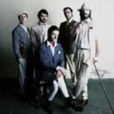 Vinodelfin, Seres unicos