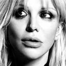 Courtney Love como Hole