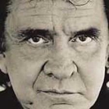 Se lanza el ultimo album que grabo Johnny Cash