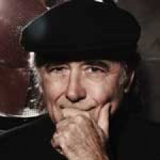 Serrat directo al nº1 y disco de oro