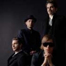 "Lights", un regalo de Interpol
