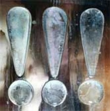 Chk Chk Chk, Strange weather isn't it