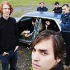 Arcade Fire nº1 en la Billboard 200 con The Suburbs