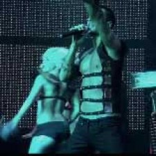 Una vuelta de tuerca a los exitos de Mecano