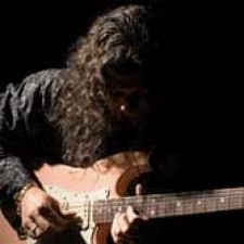 Lo nuevo de Raimundo Amador en noviembre