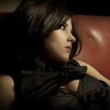 Virginia Maestro, Dulce hogar