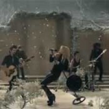"Sale el sol", el videoclip