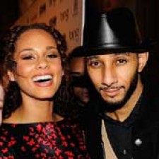 Swizz Beatz y Alicia Keys, "International Party"