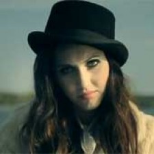 Soundtrack, nuevo videoclip de The Bright