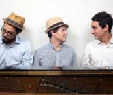 Josh Rouse, "Movin' On"