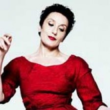 "Gracias a la vida", nuevo single de Luz Casal