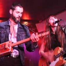 Inicio de gira de The Bright