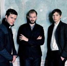 "Getting even" adelanta lo nuevo de White Lies