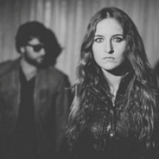 Singapur, el nuevo single de KUVE