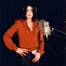 Michael Jackson y Enrique Iglesias recuperan nº1 en España