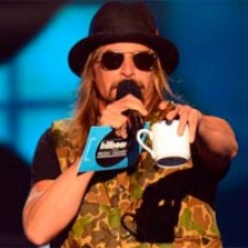 Kid Rock anuncia sucesor para 'Rebel soul'