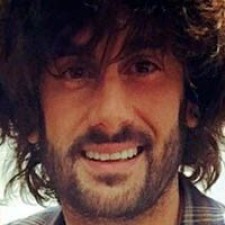 Melendi nuevo nº1 en ventas de discos en España